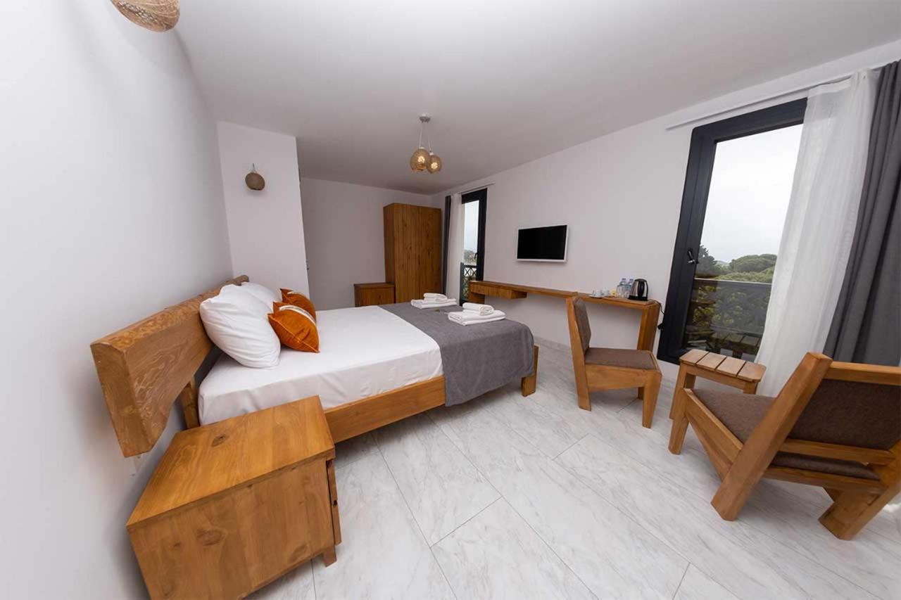 Hotel Foca Kybele *