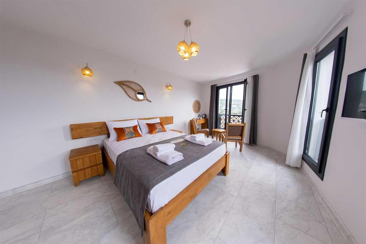 Foca Kybele Hotel