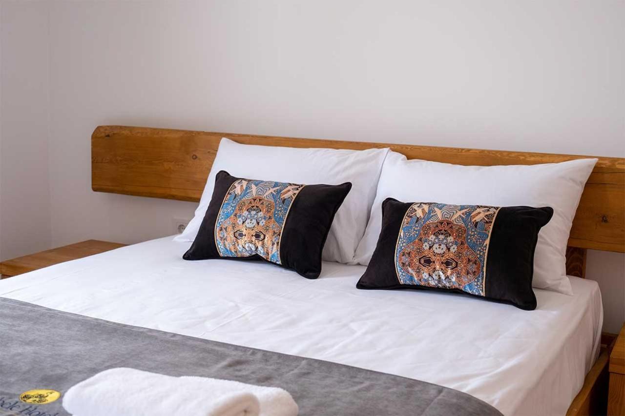 Foca Kybele Hotel