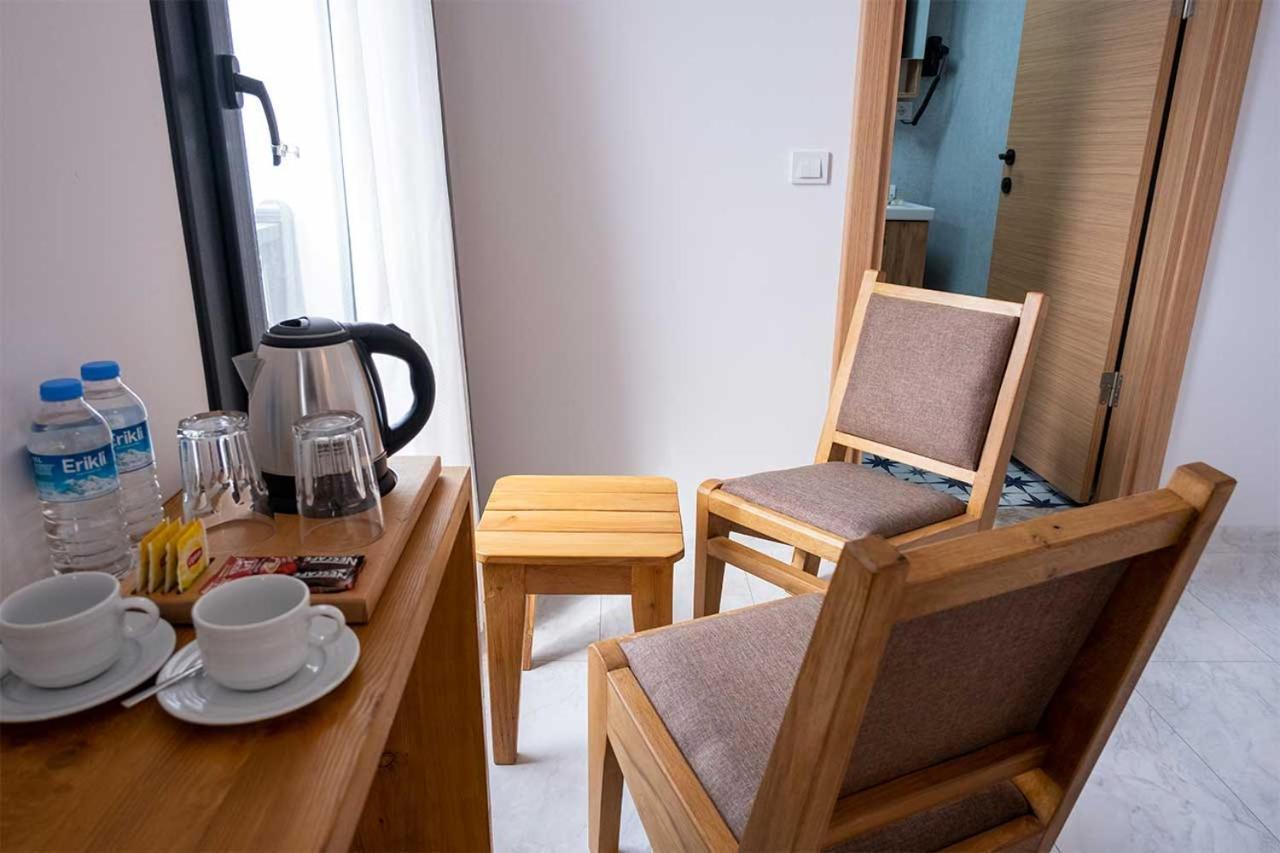 Foca Kybele Hotel *